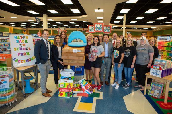 TS-0822-TeacherShopping-5-600×400